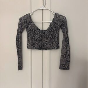 Tiger mist animal print crop top size medium.